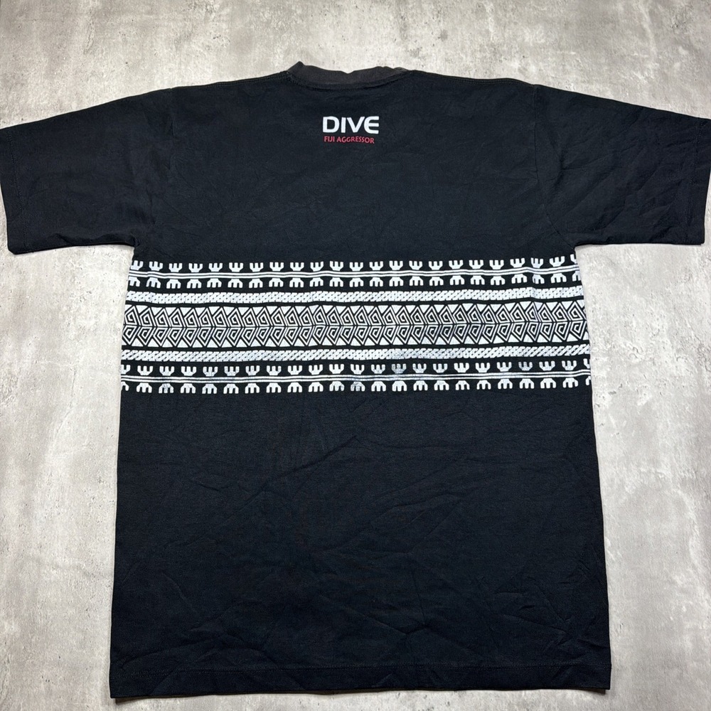Vintage AMPM Dive Fiji Aggressor Wrap Around AOP Shirt Black Men's Large Aztec